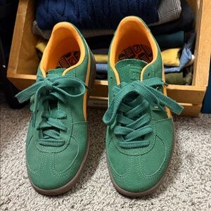 Puma Kids Sneakers in Green and Orange